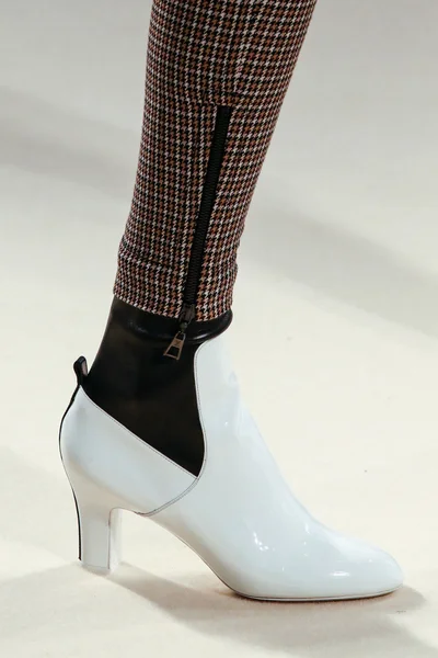 Look 95